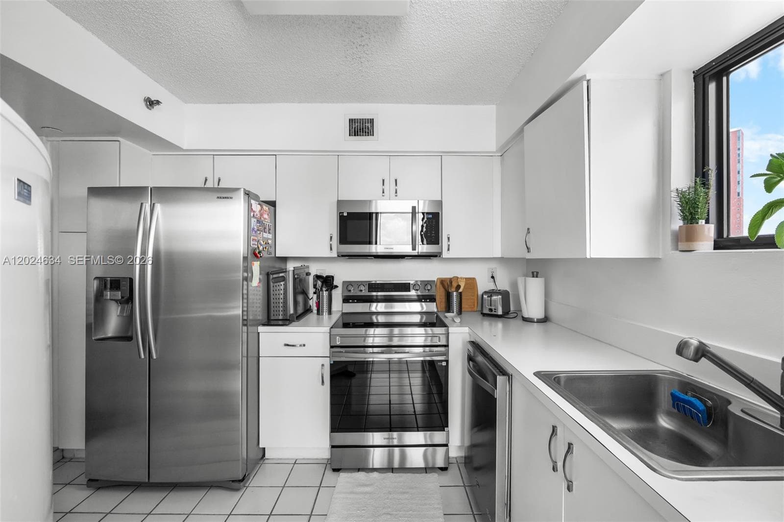 3300 NE 192nd St # 1601, Aventura FL 33180 — 10