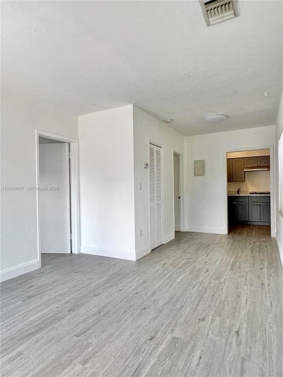 600 SW 16th Ave, Miami FL 33135 — 13