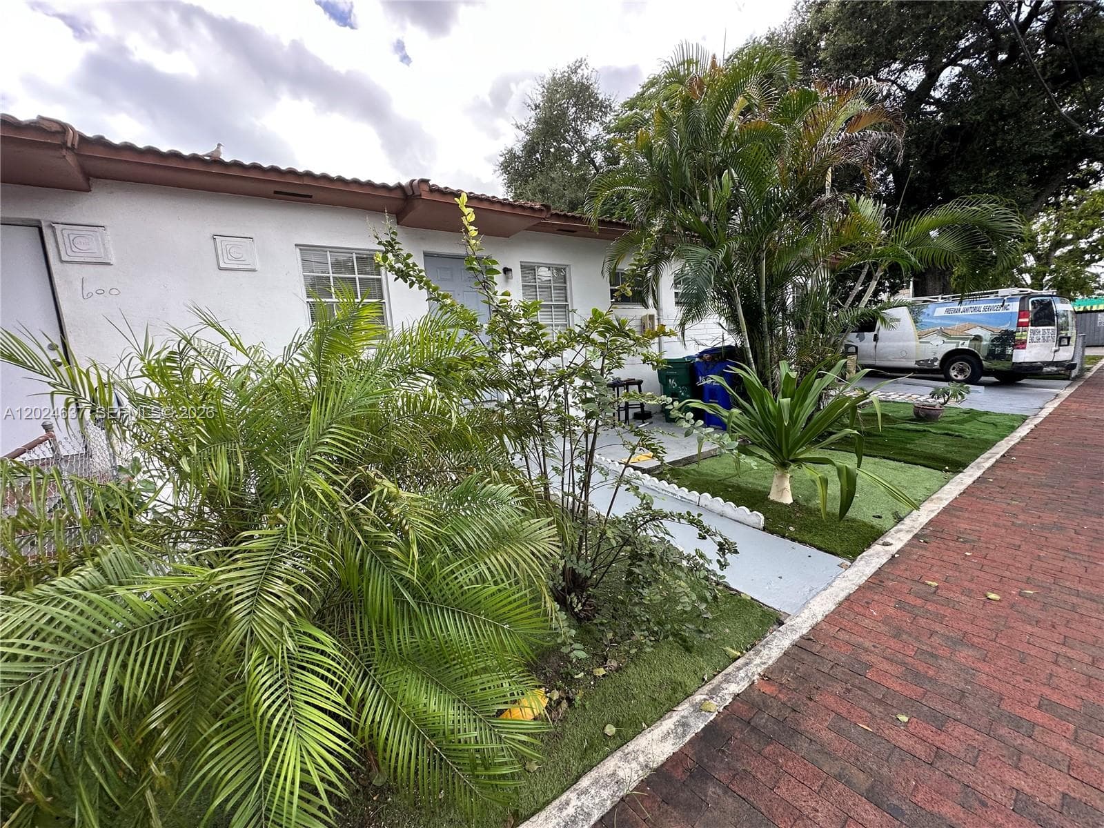 600 SW 16th Ave, Miami FL 33135 — 3