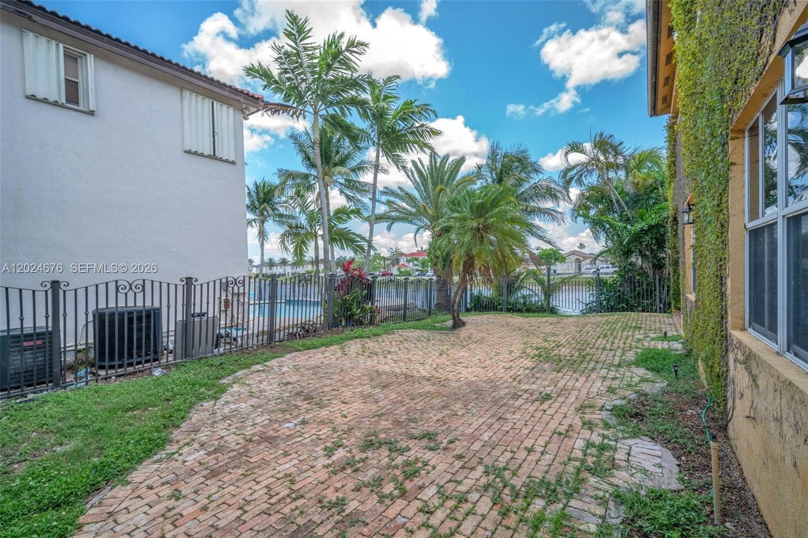 2155 SW 156th Ct, Miami FL 33185 — 56
