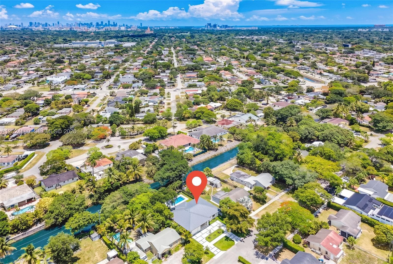 6853 S Waterway Dr, Miami FL 33155 — 32