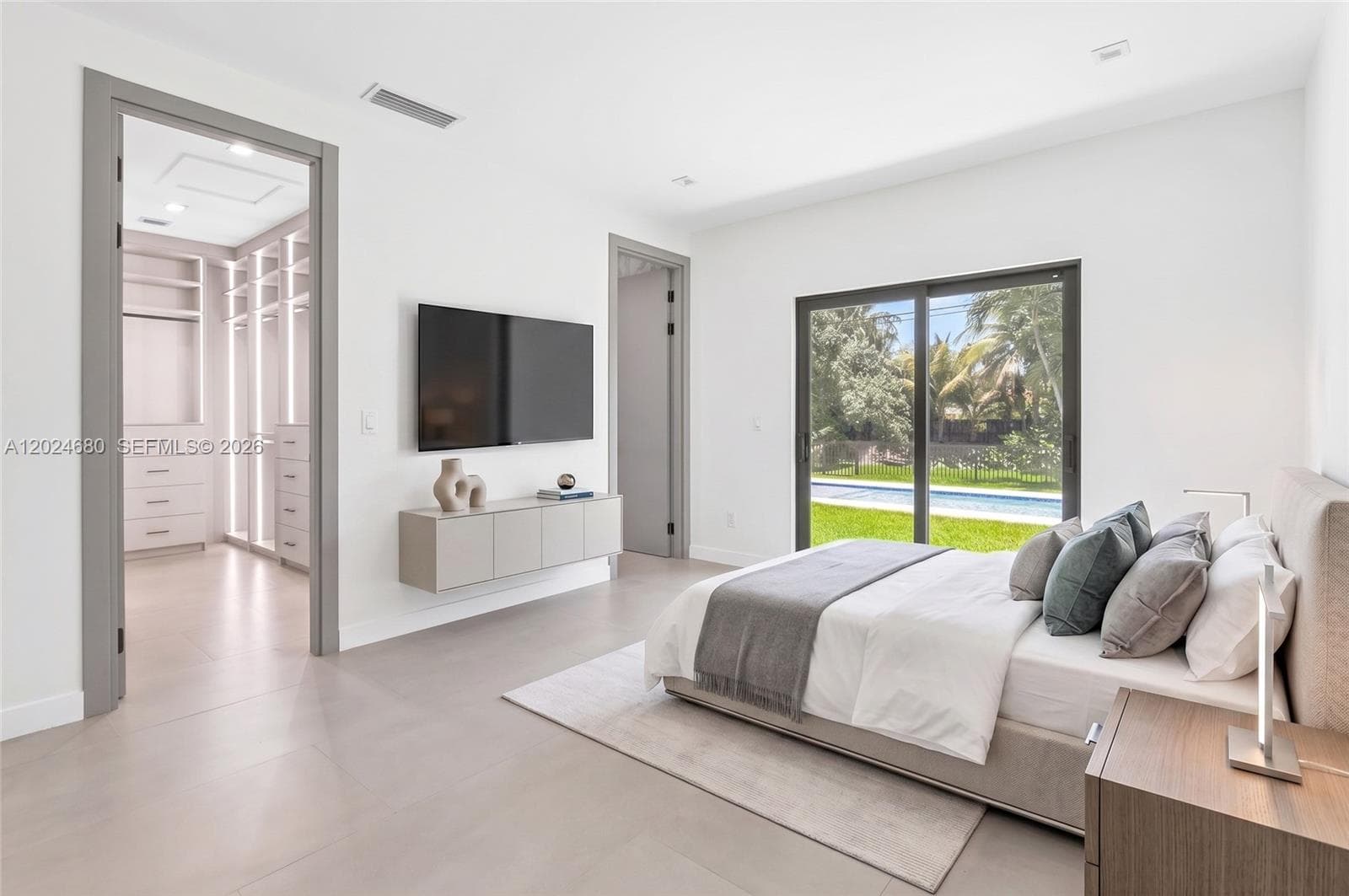6853 S Waterway Dr, Miami FL 33155 — 20