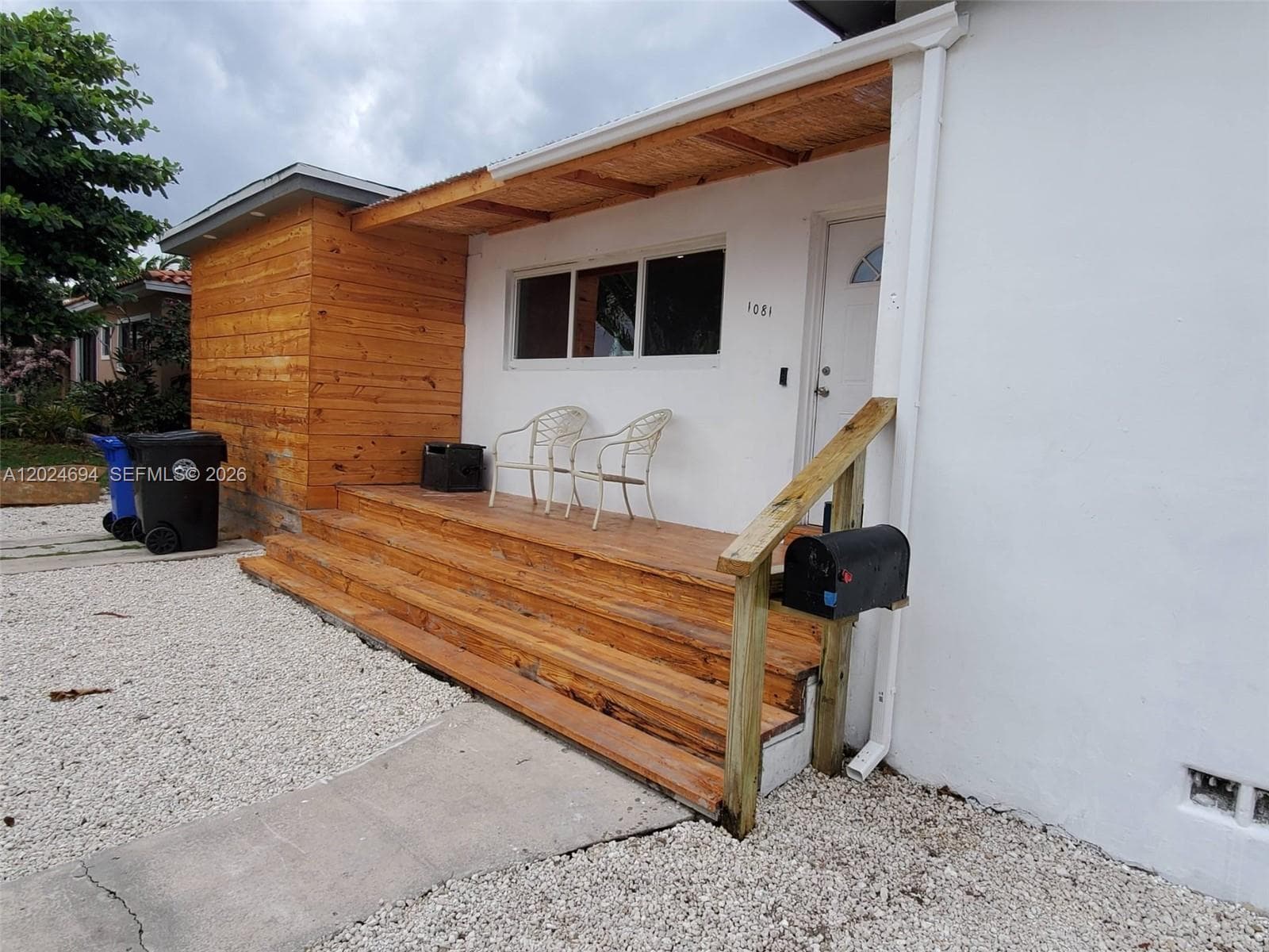 1081 NE 166th St # 1081, North Miami Beach FL 33162 — 1