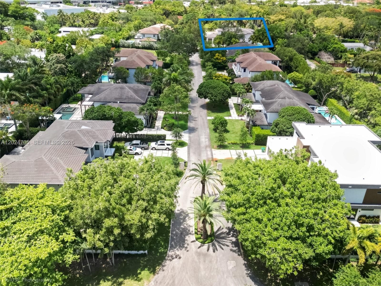 9405 SW 72nd Ct, Pinecrest FL 33156 — 47