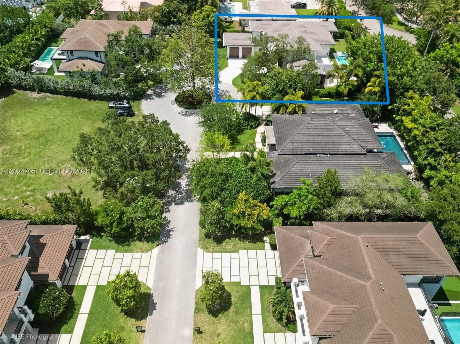 9405 SW 72nd Ct, Pinecrest FL 33156 — 45