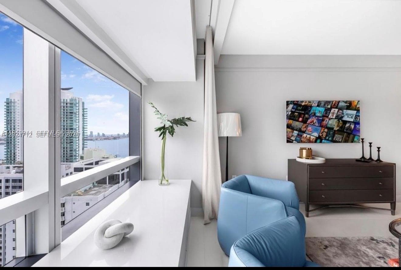 1435 Brickell Ave # 3410, Miami FL 33131 — 7