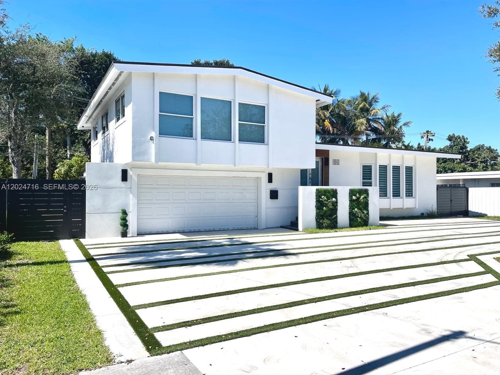 19960 Highland Lakes Blvd, Miami FL 33179 — 2