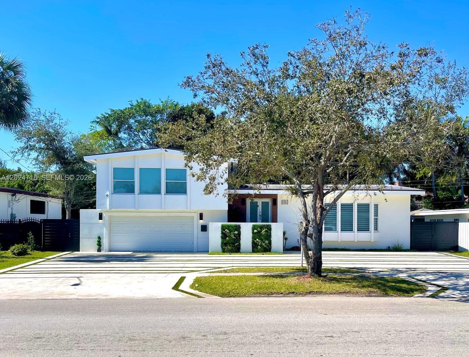19960 Highland Lakes Blvd, Miami FL 33179 — 1