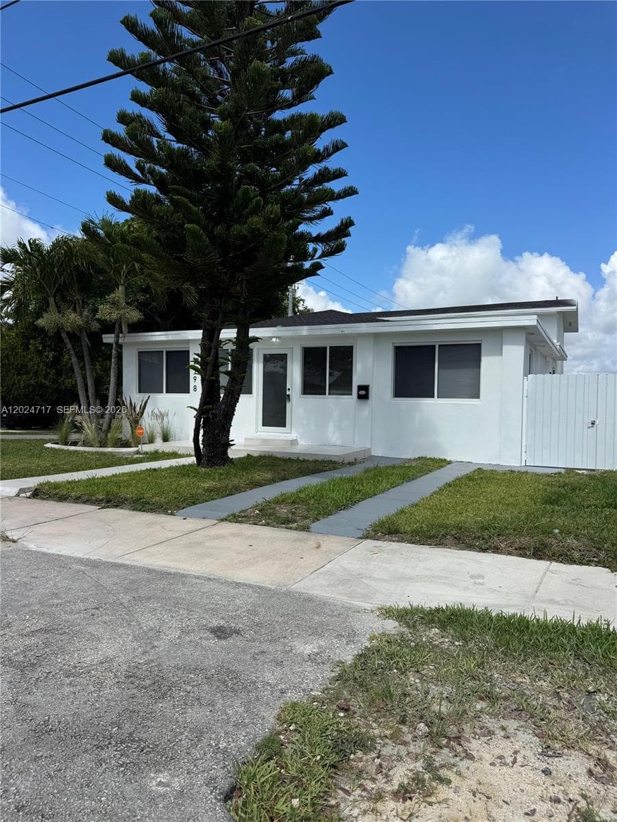 2798 SW 33rd Ave # 2798, Miami FL 33133 — 4