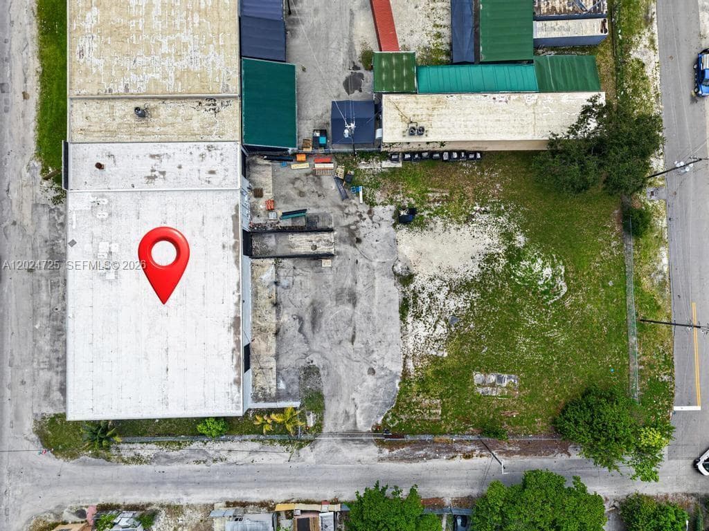 2955 NW 75th St, Miami FL 33147 — 28