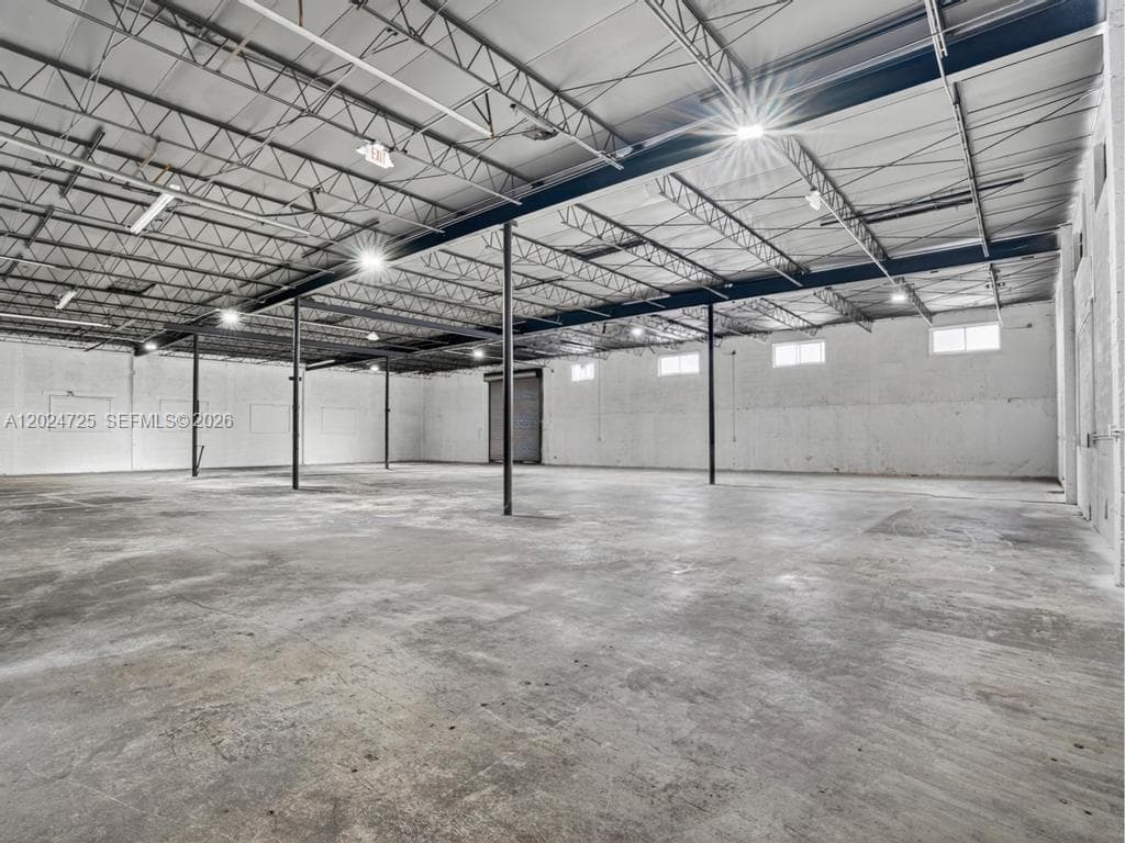 2955 NW 75th St, Miami FL 33147 — 9