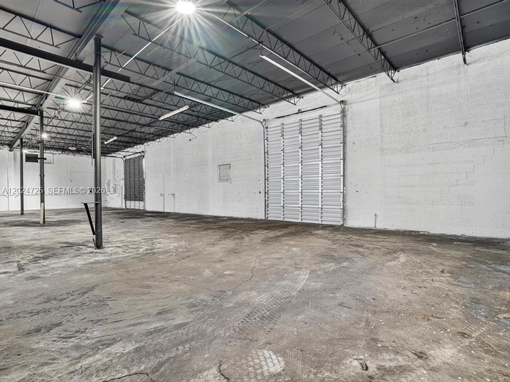 2955 NW 75th St, Miami FL 33147 — 15
