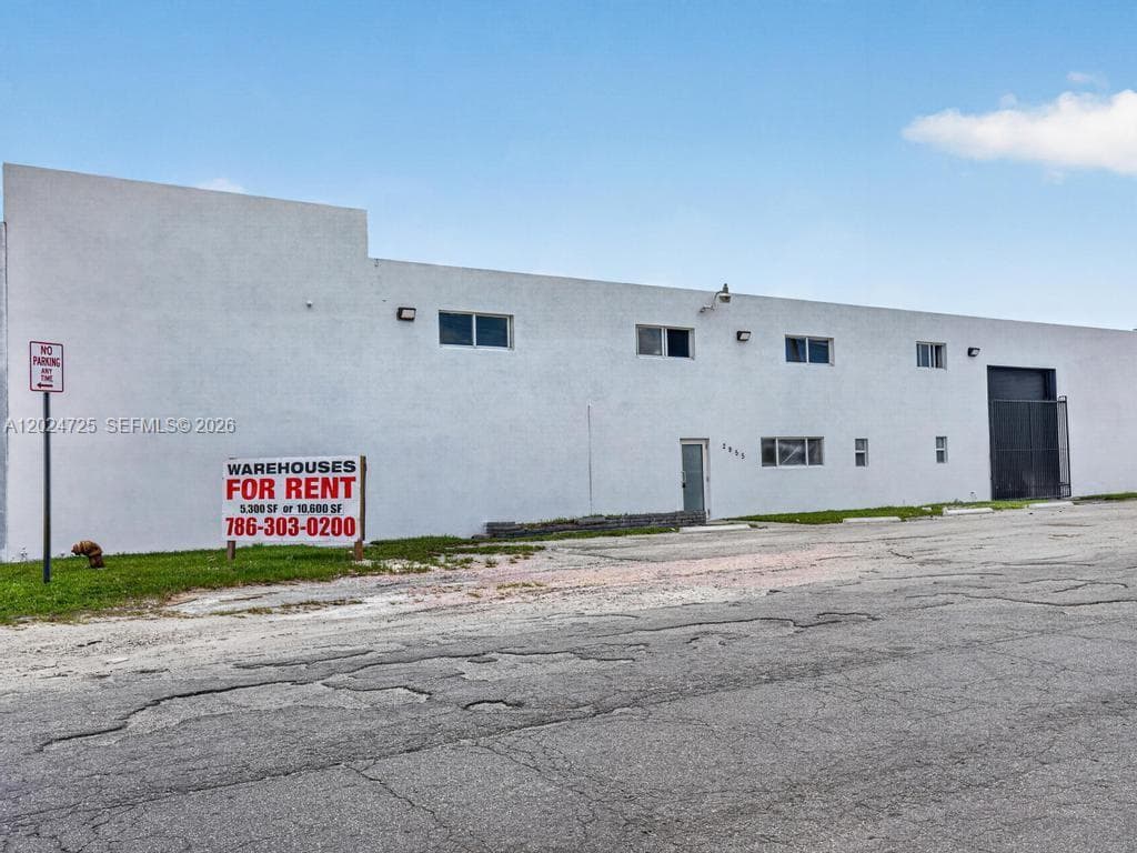2955 NW 75th St, Miami FL 33147 — 4