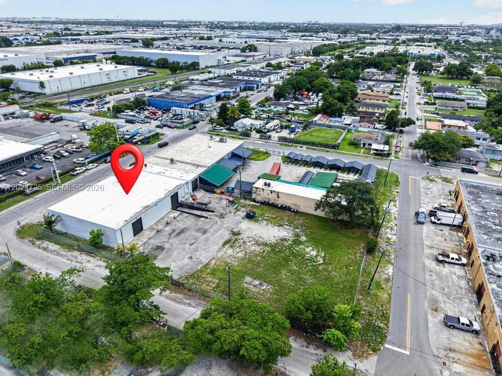 2955 NW 75th St, Miami FL 33147 — 25