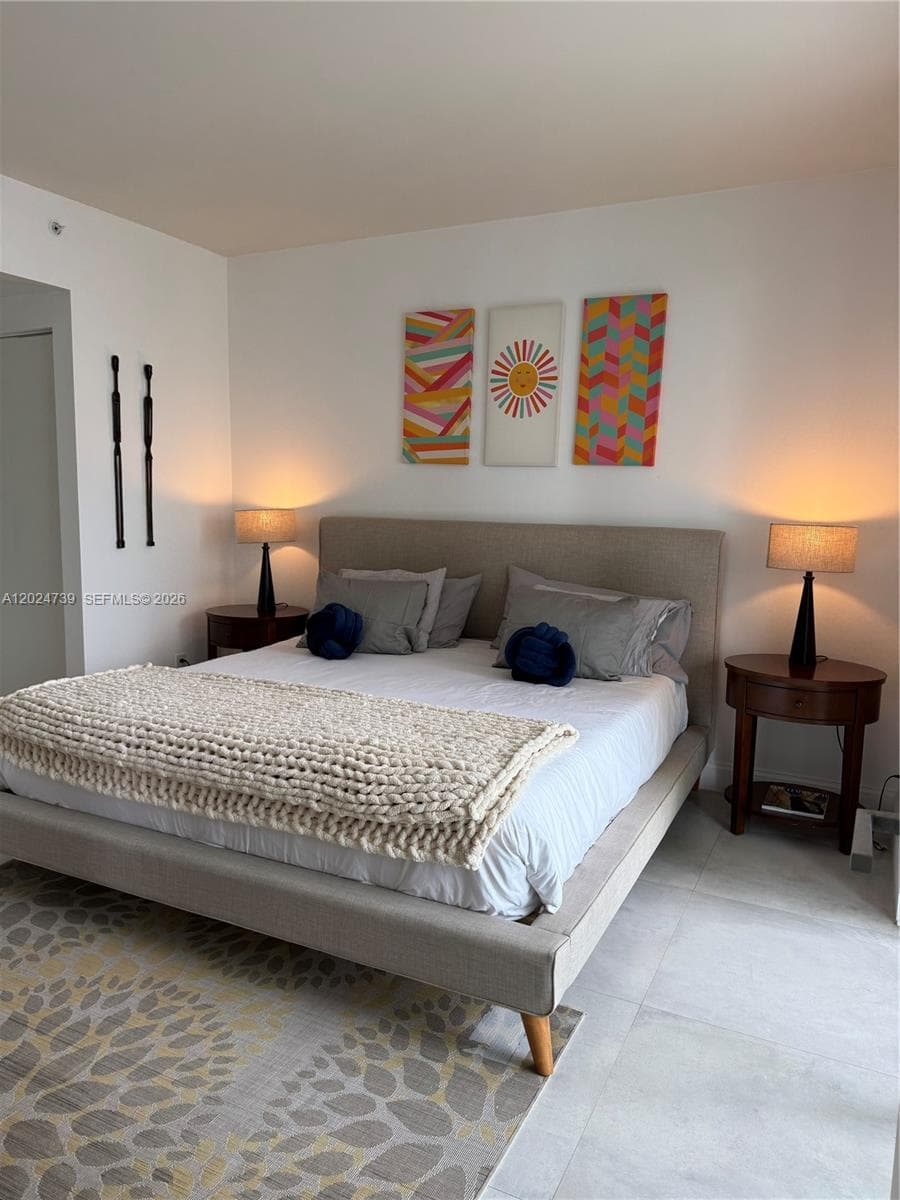 1300 Brickell Bay Dr # 1007, Miami FL 33131 — 18