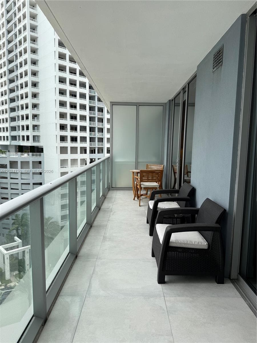 1300 Brickell Bay Dr # 1007, Miami FL 33131 — 15