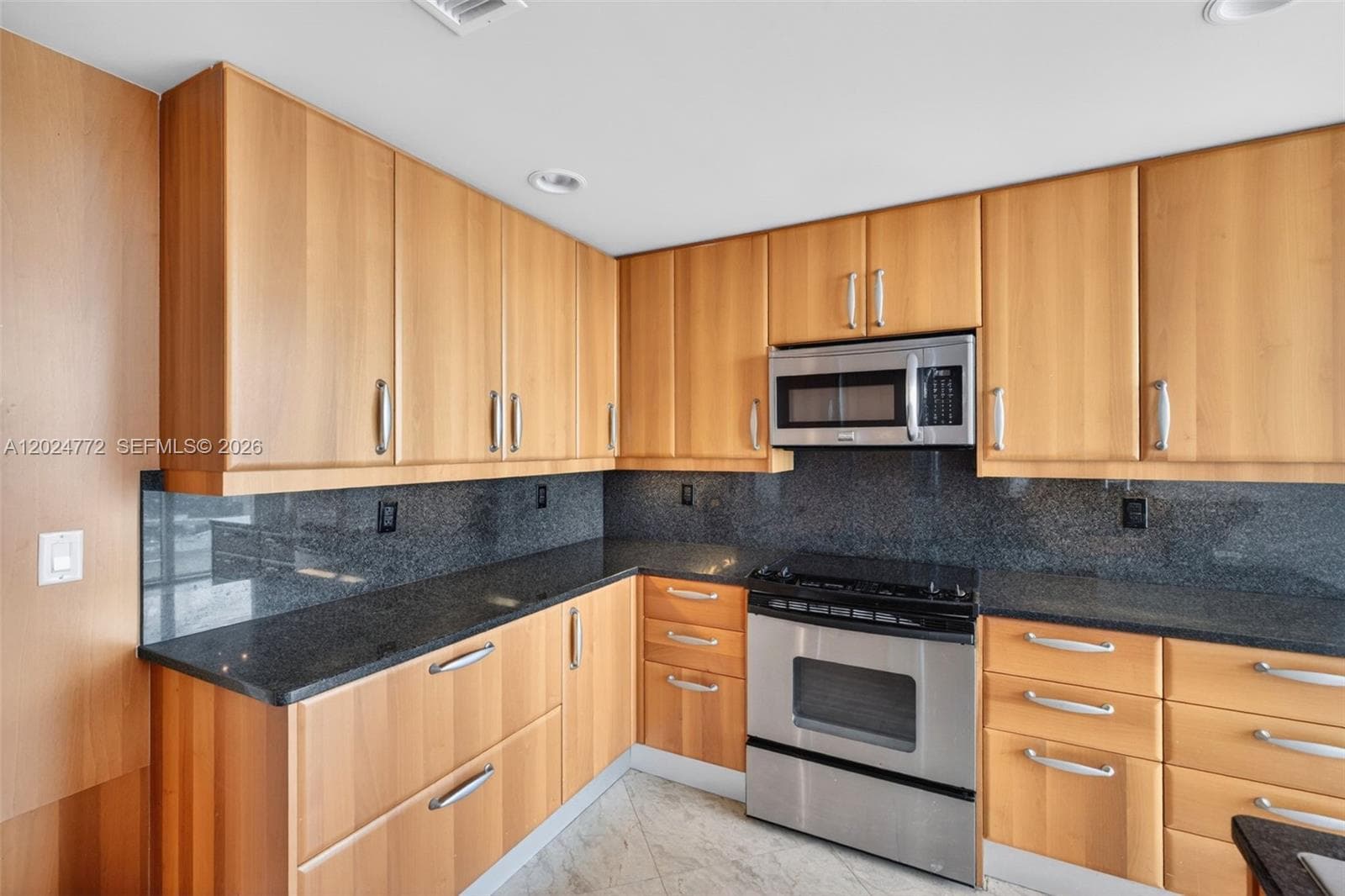 16500 Collins Ave # 3, Sunny Isles Beach FL 33160 — 20