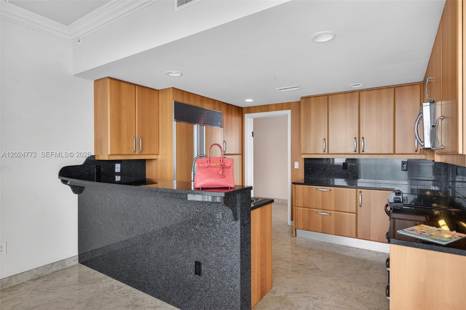 16500 Collins Ave # 3, Sunny Isles Beach FL 33160 — 18