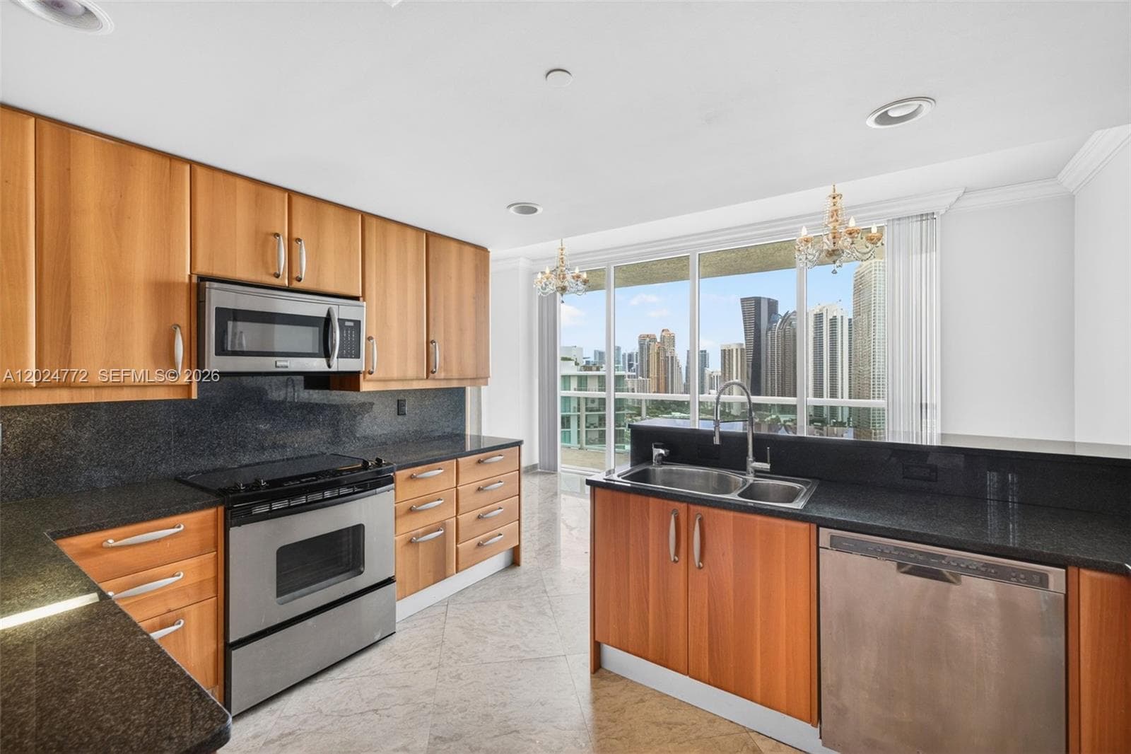 16500 Collins Ave # 3, Sunny Isles Beach FL 33160 — 19