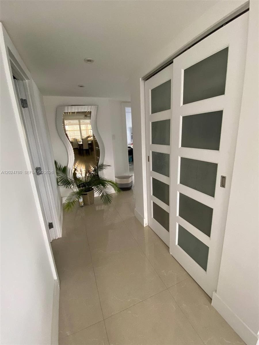 18081 Biscayne Blvd # 1904, Aventura FL 33160 — 12