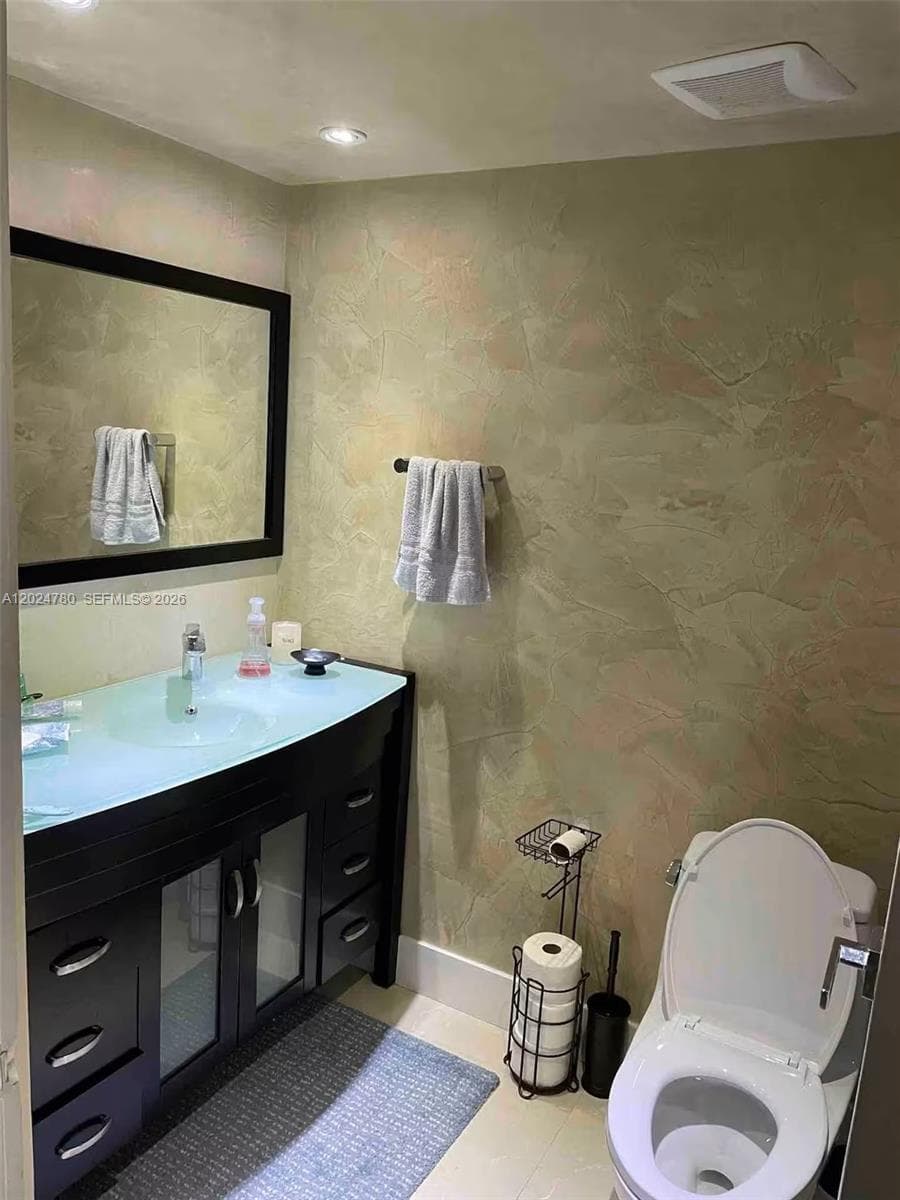18081 Biscayne Blvd # 1904, Aventura FL 33160 — 26