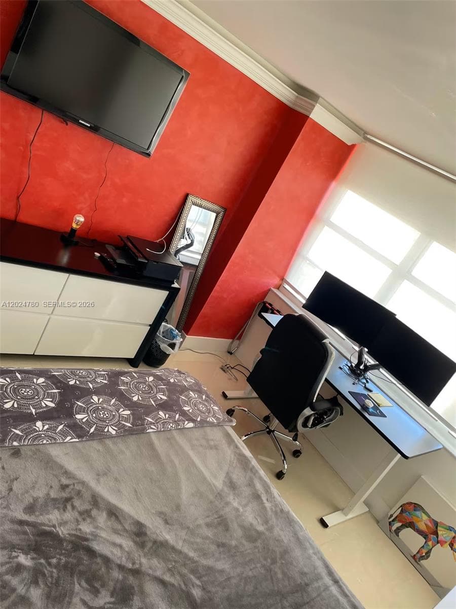 18081 Biscayne Blvd # 1904, Aventura FL 33160 — 24