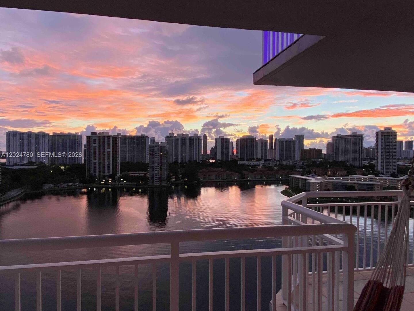 18081 Biscayne Blvd # 1904, Aventura FL 33160 — 31
