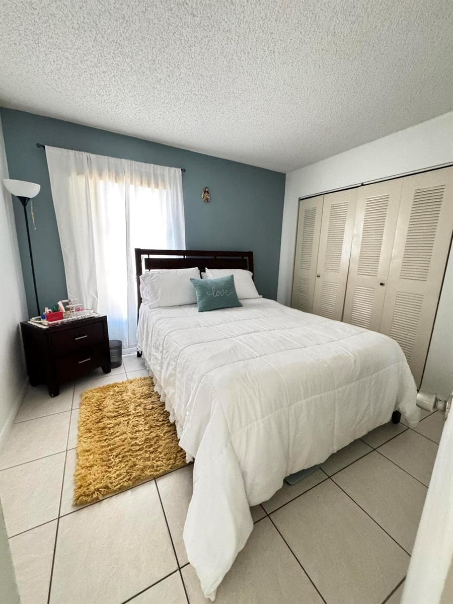 8600 NW 193rd Terrace, Hialeah FL 33015 — 12