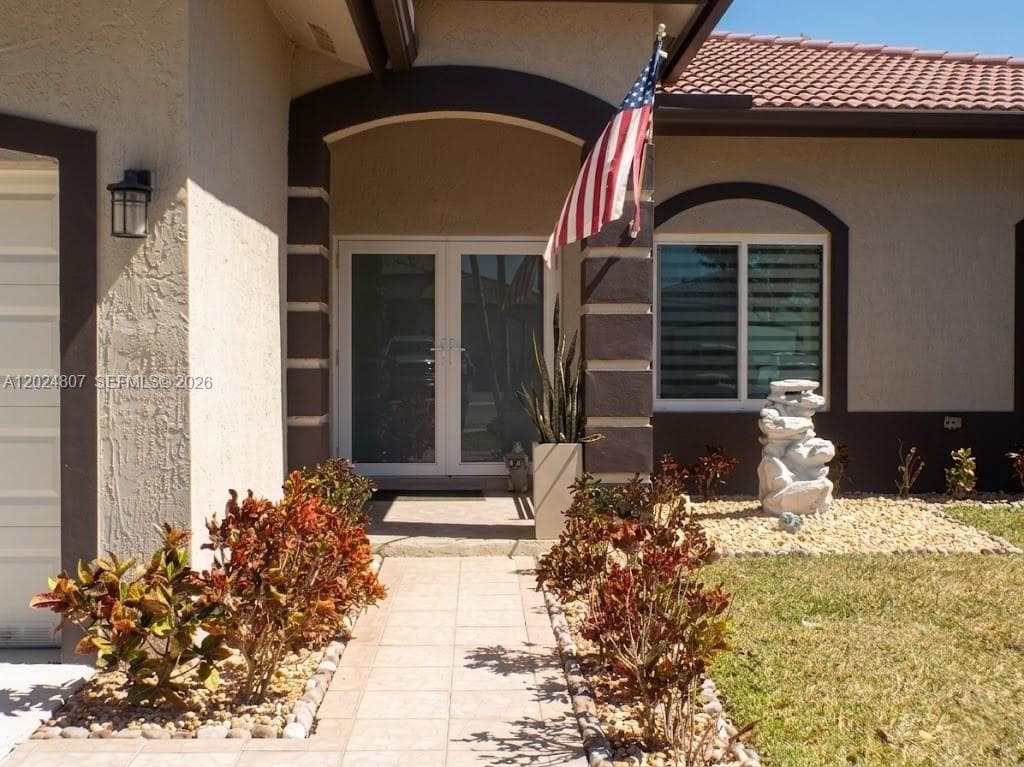 14127 SW 161st Pl, Miami FL 33196 — 2