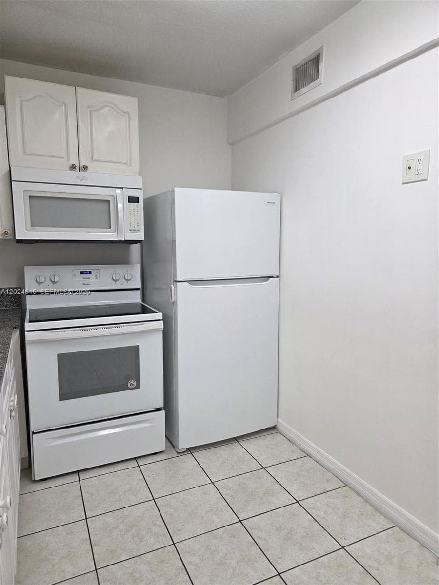 Christy Place Villas &, Miami, FL — 5