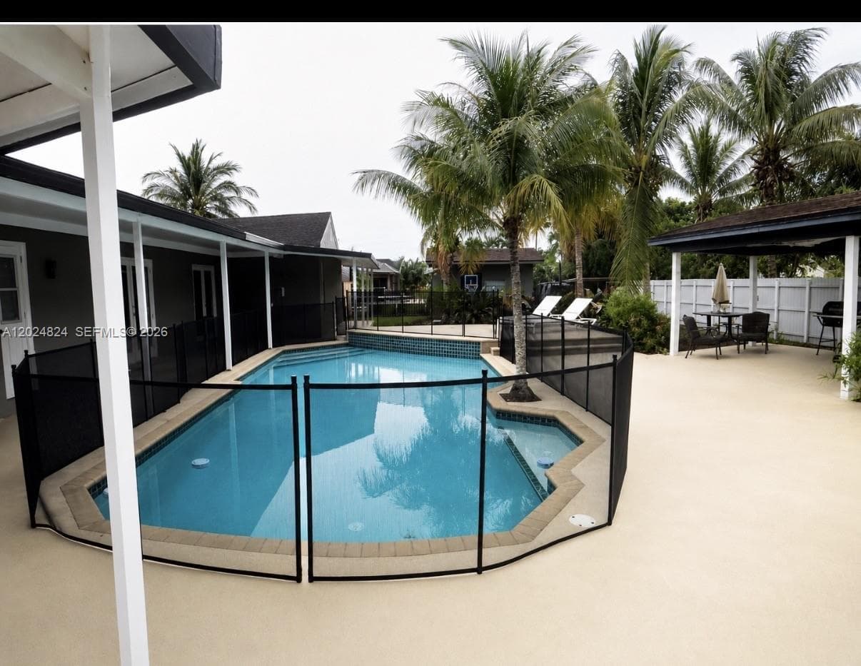 15530 SW 155th Ave, Miami FL 33187 — 5