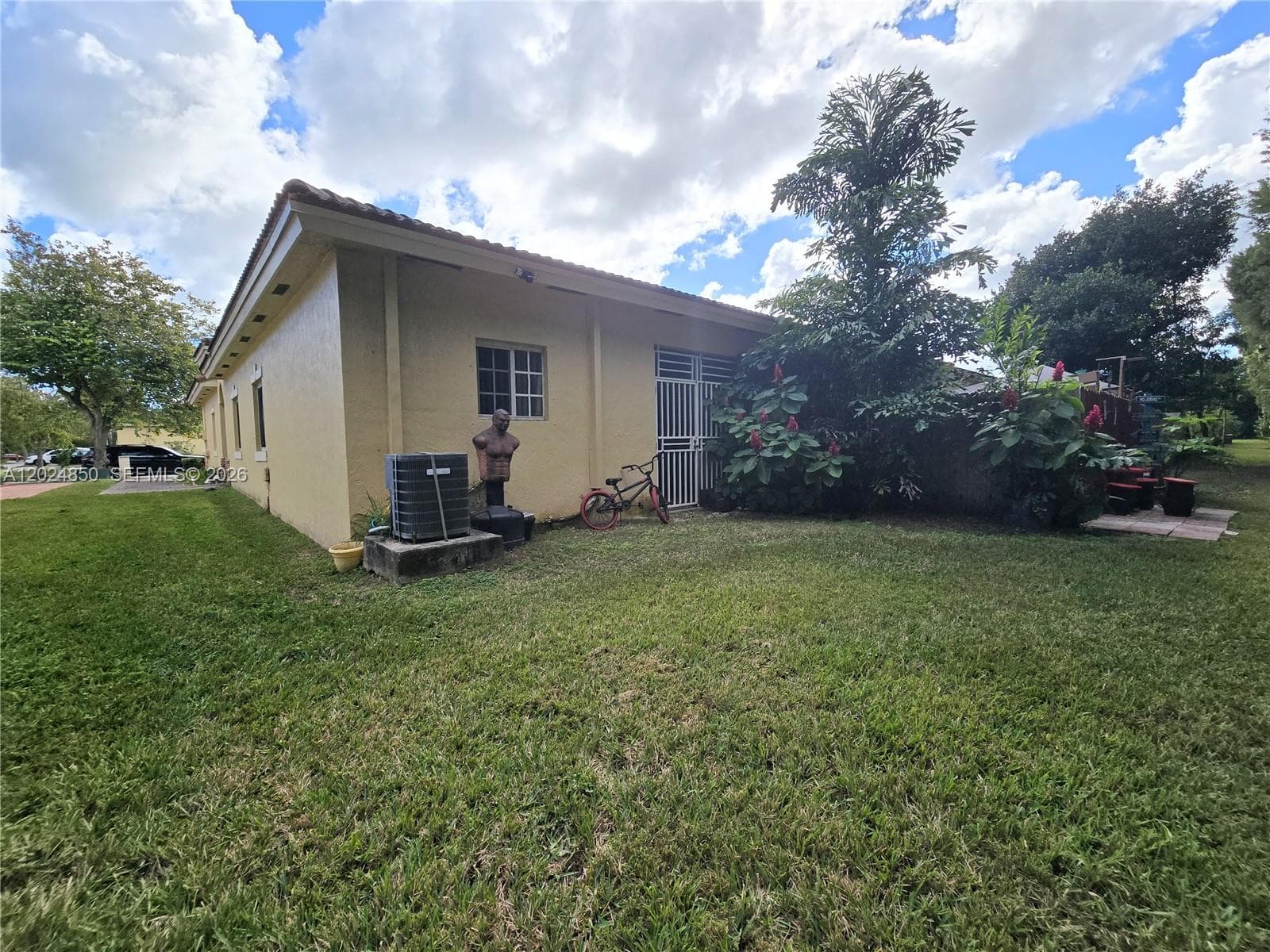1236 NE 32nd Ave, Homestead FL 33033 — 37