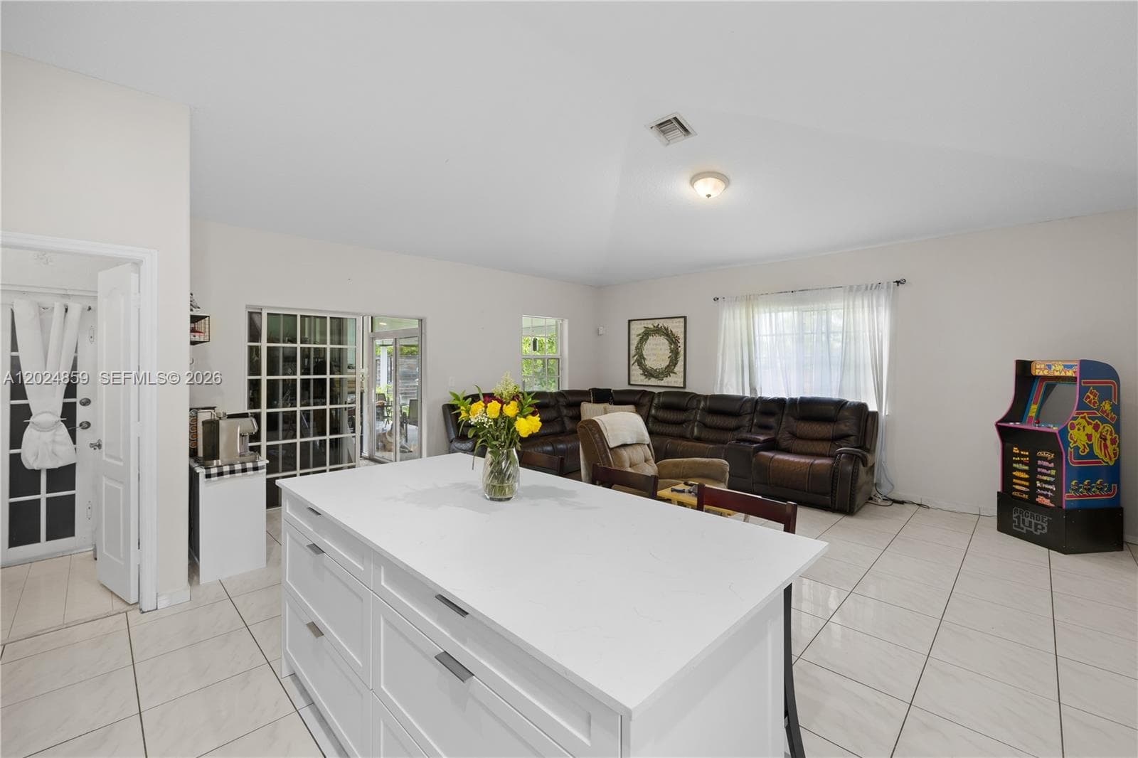 7831 NW 160th Ter, Miami Lakes FL 33016 — 13