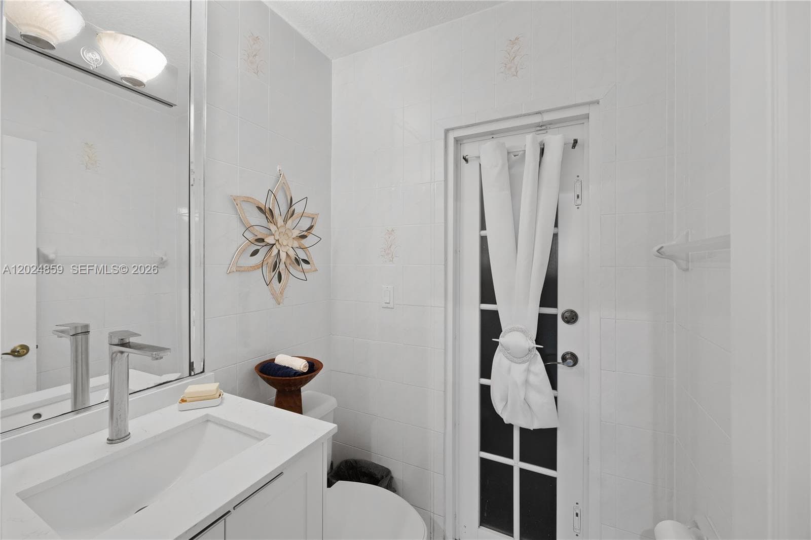 7831 NW 160th Ter, Miami Lakes FL 33016 — 17