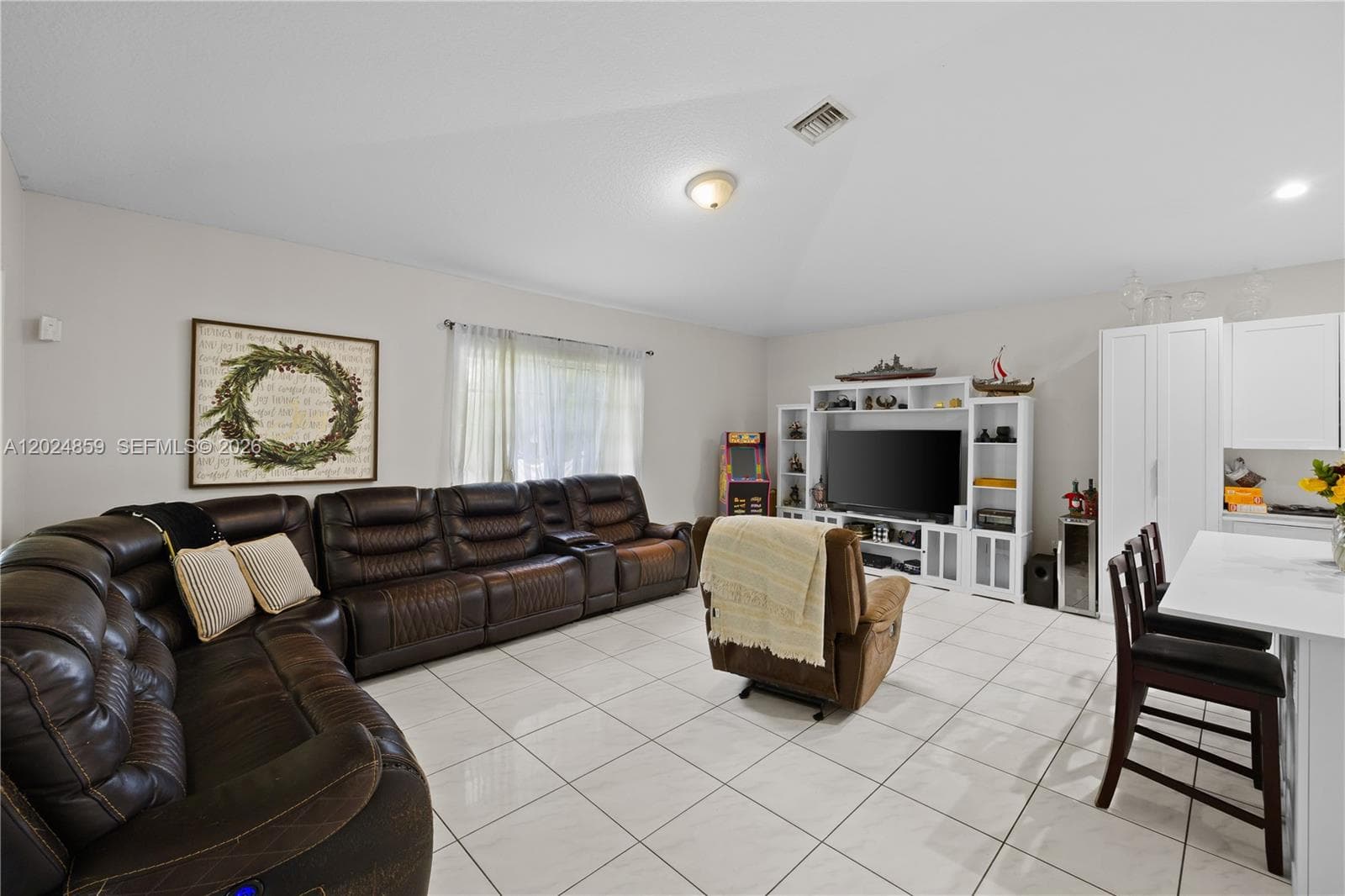 7831 NW 160th Ter, Miami Lakes FL 33016 — 10