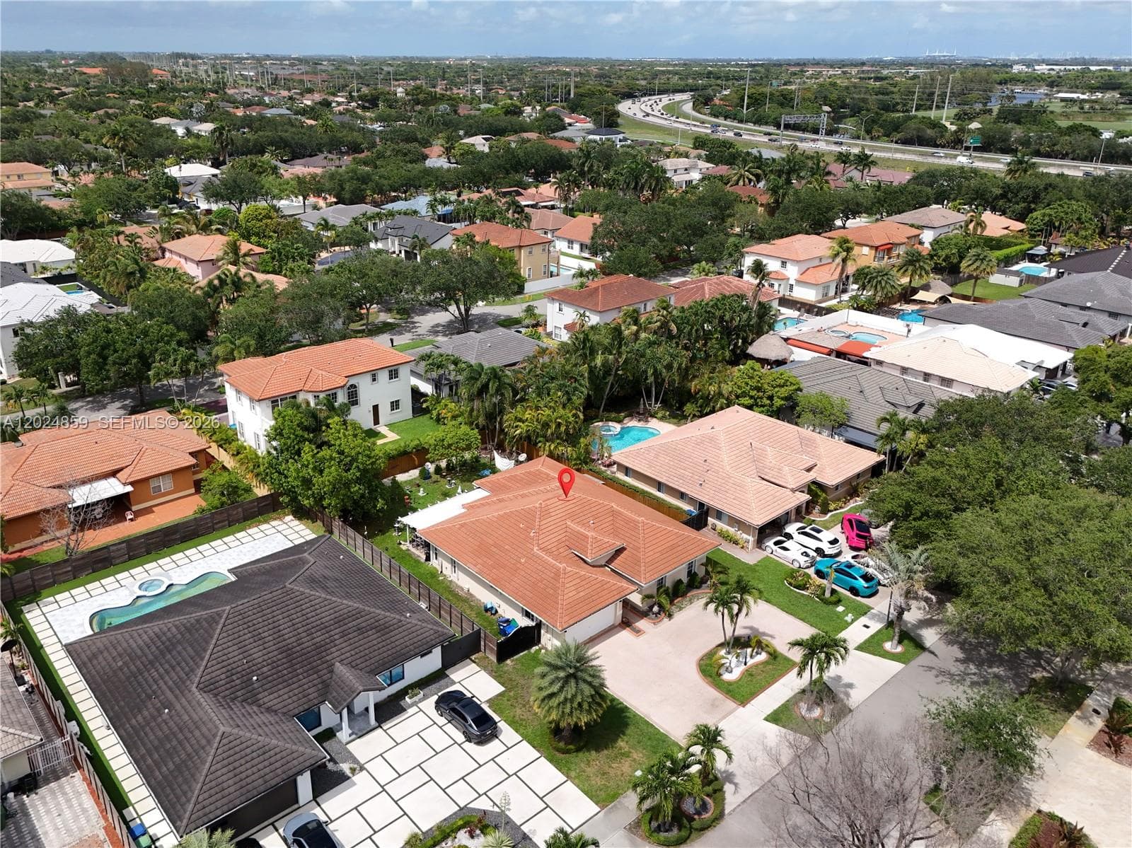 7831 NW 160th Ter, Miami Lakes FL 33016 — 51