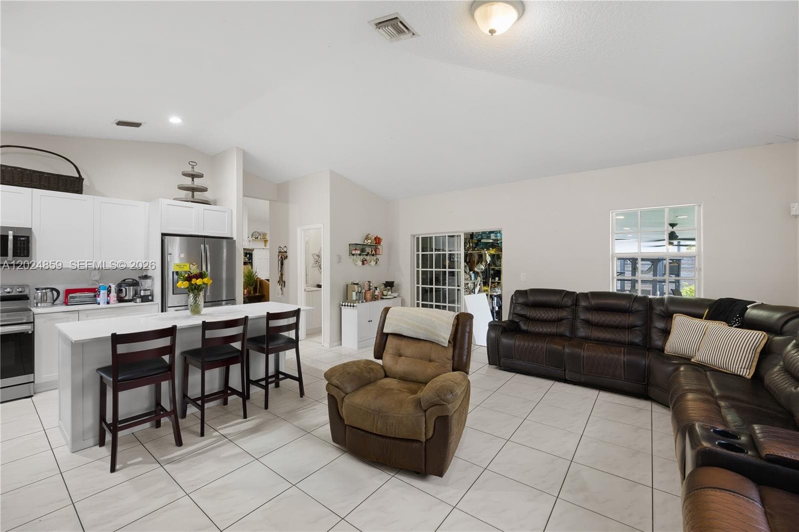 7831 NW 160th Ter, Miami Lakes FL 33016 — 15