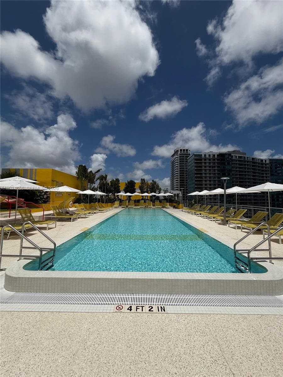 90 NE 32 # 412, Miami FL 33137 — 5