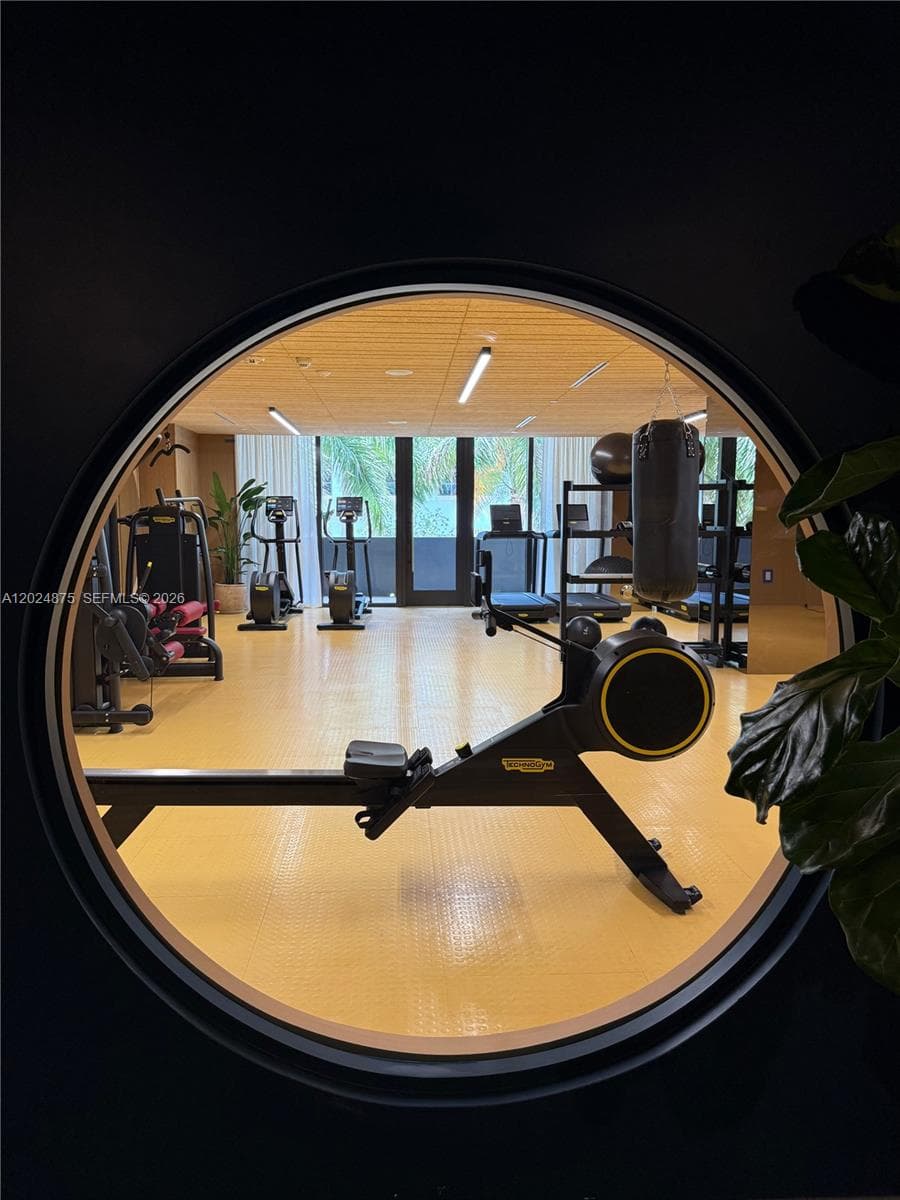 90 NE 32 # 1016, Miami FL 33137 — 11