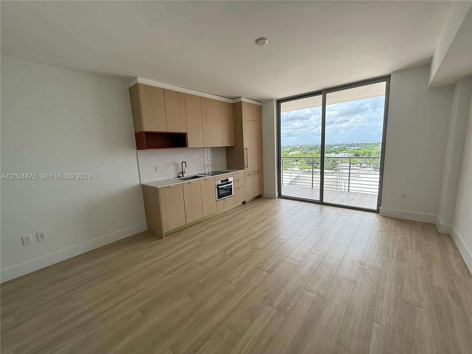90 NE 32 # 1016, Miami FL 33137 — 4