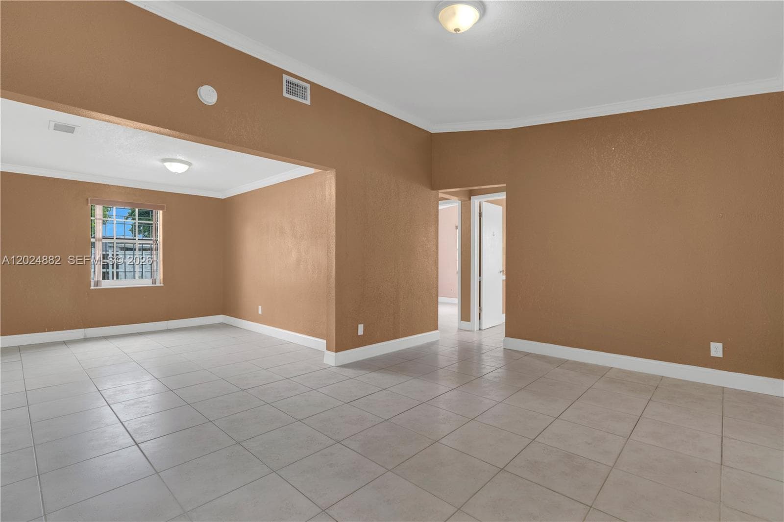 3651 W 2nd Ct, Hialeah FL 33012 — 6