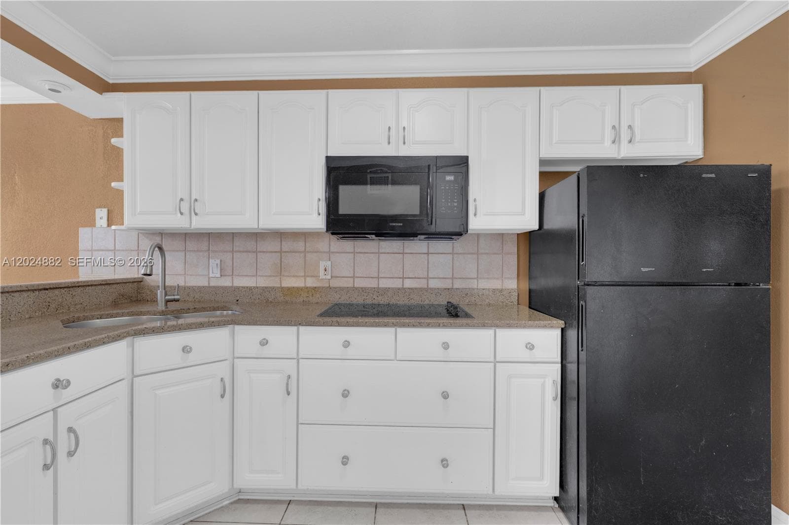 3651 W 2nd Ct, Hialeah FL 33012 — 13
