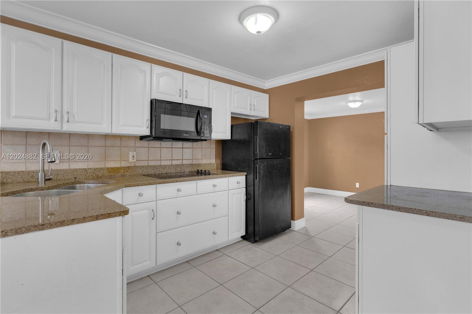 3651 W 2nd Ct, Hialeah FL 33012 — 12