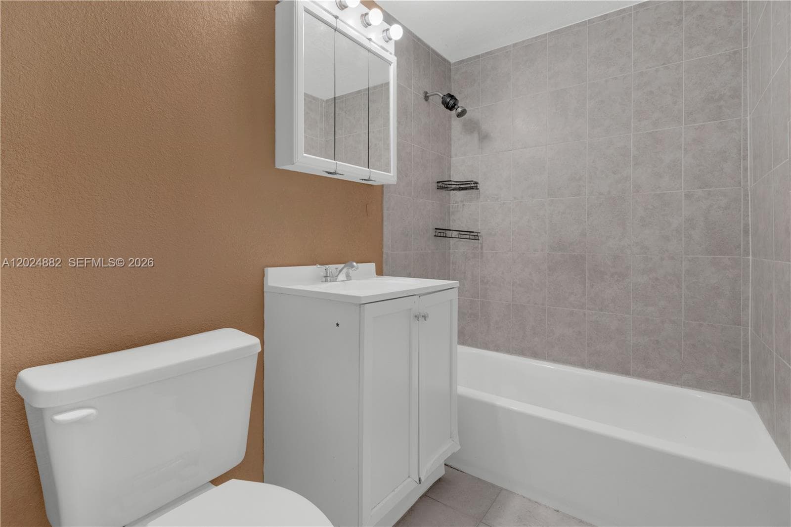 3651 W 2nd Ct, Hialeah FL 33012 — 26