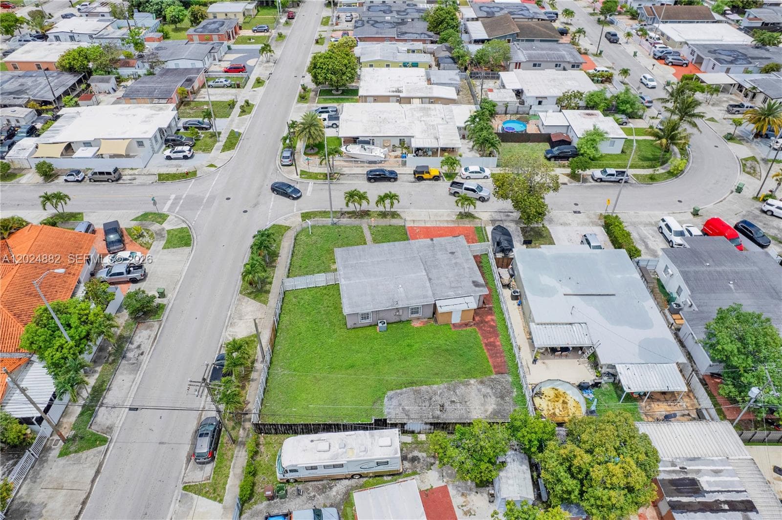 3651 W 2nd Ct, Hialeah FL 33012 — 36