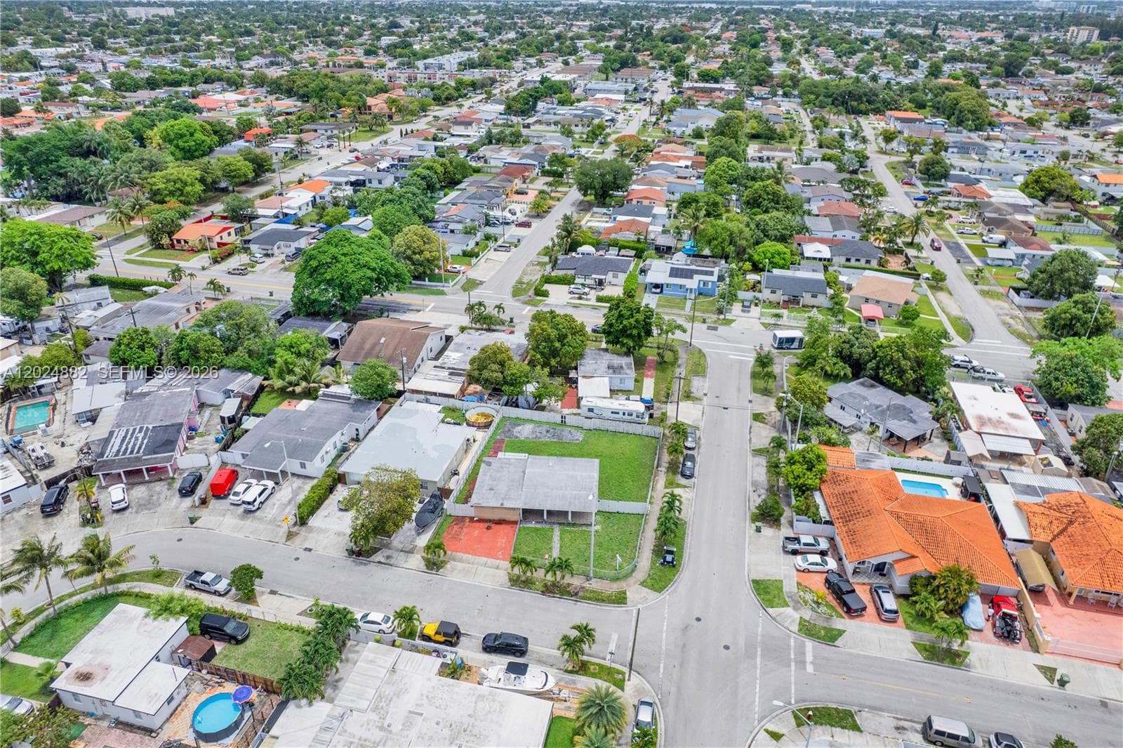 3651 W 2nd Ct, Hialeah FL 33012 — 32