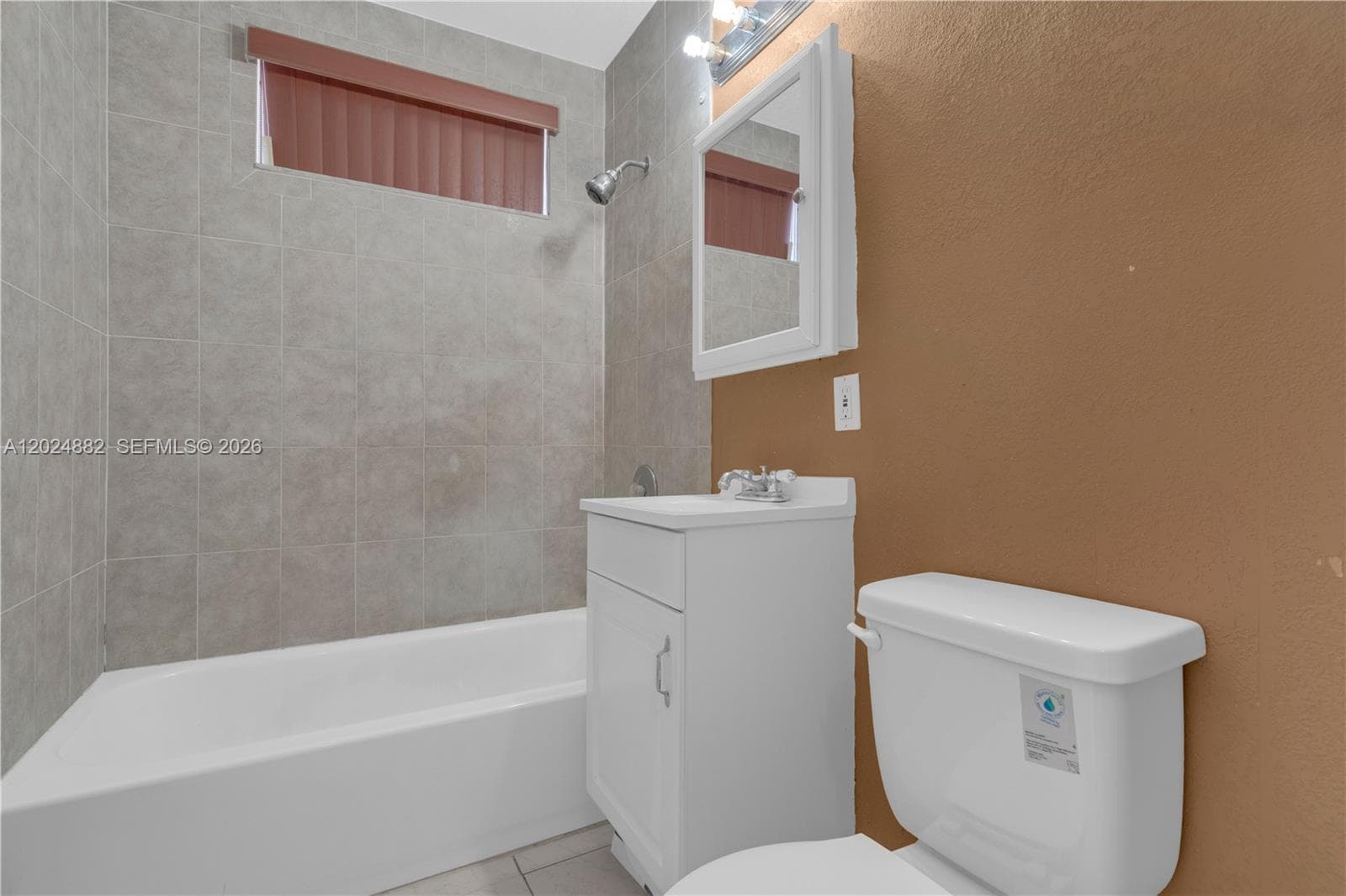 3651 W 2nd Ct, Hialeah FL 33012 — 20