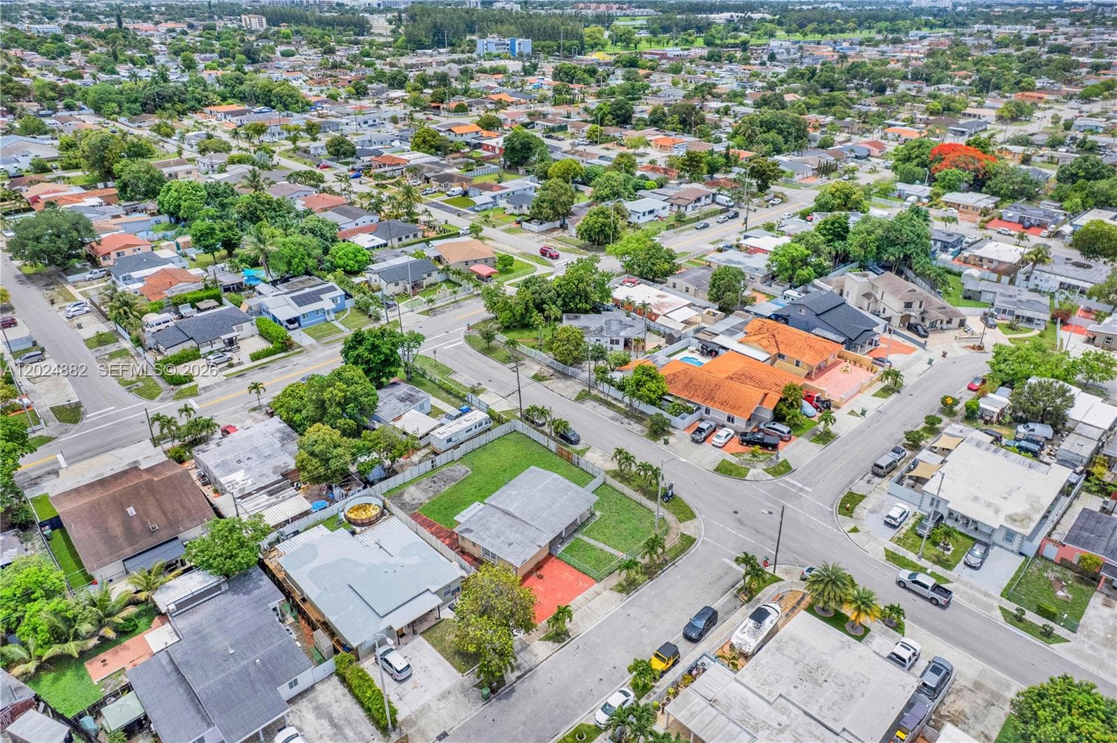 3651 W 2nd Ct, Hialeah FL 33012 — 34