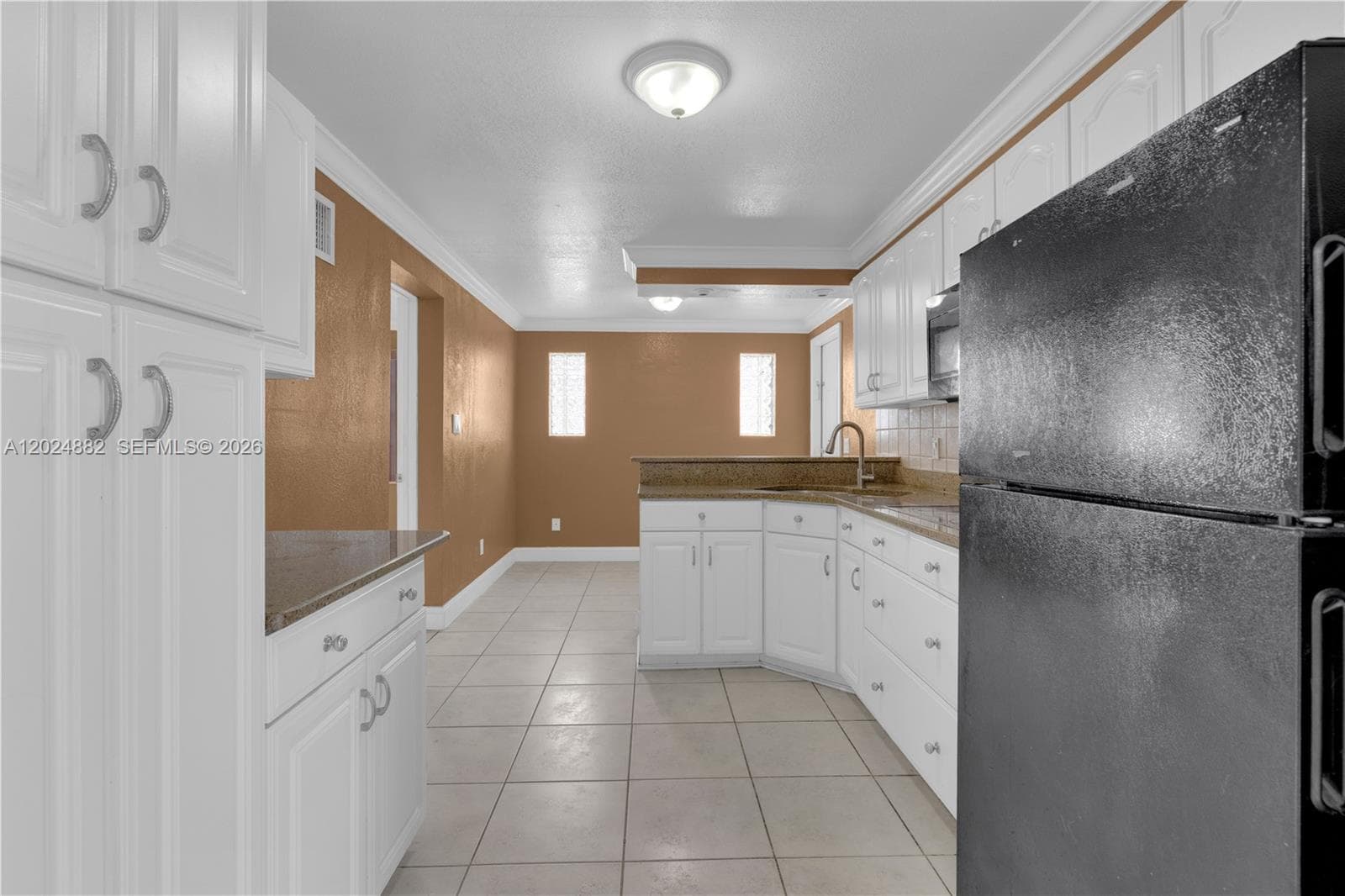 3651 W 2nd Ct, Hialeah FL 33012 — 14