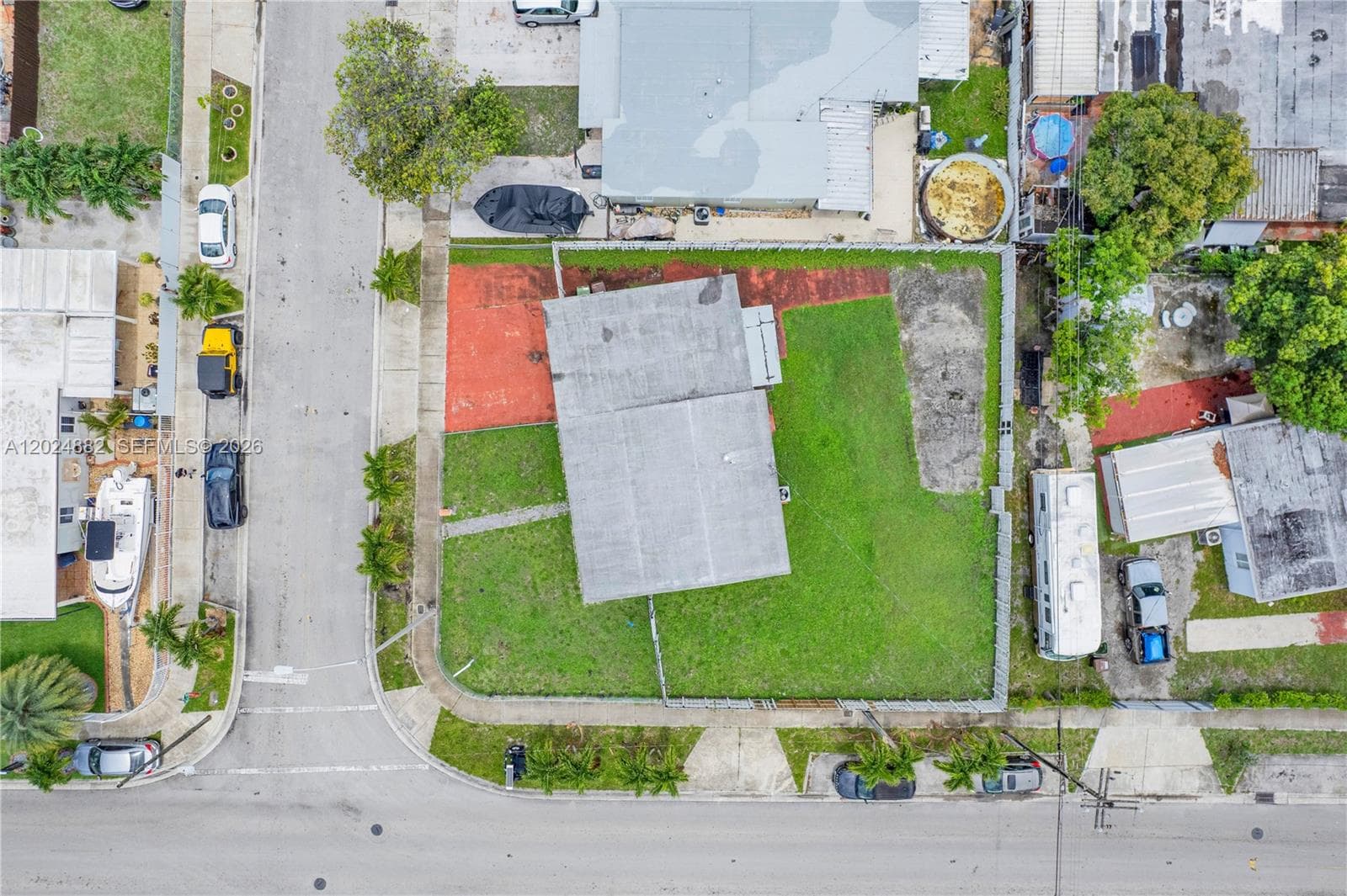 3651 W 2nd Ct, Hialeah FL 33012 — 31